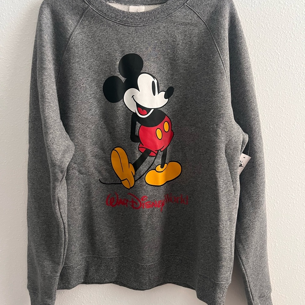Mickey Mouse Sweatshirt Adult Size M Long Sleeve Crew Pullover Mickey Graphic